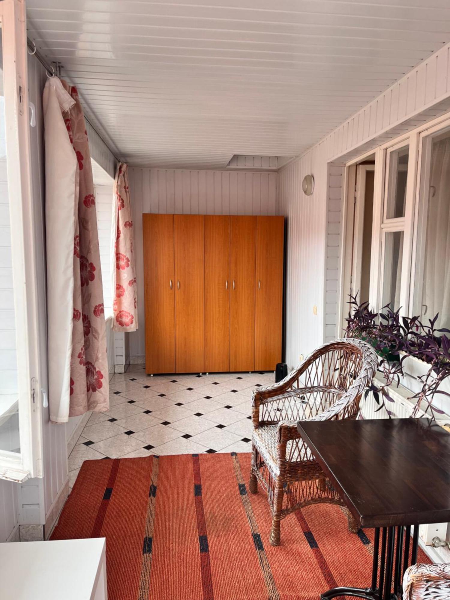 Mala Praha Hotel Uzhhorod Exterior photo